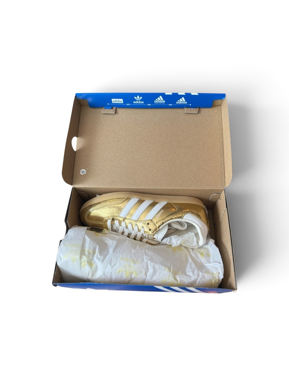 adidas women’s Gold Samba Sneakers with White Stripes New in box